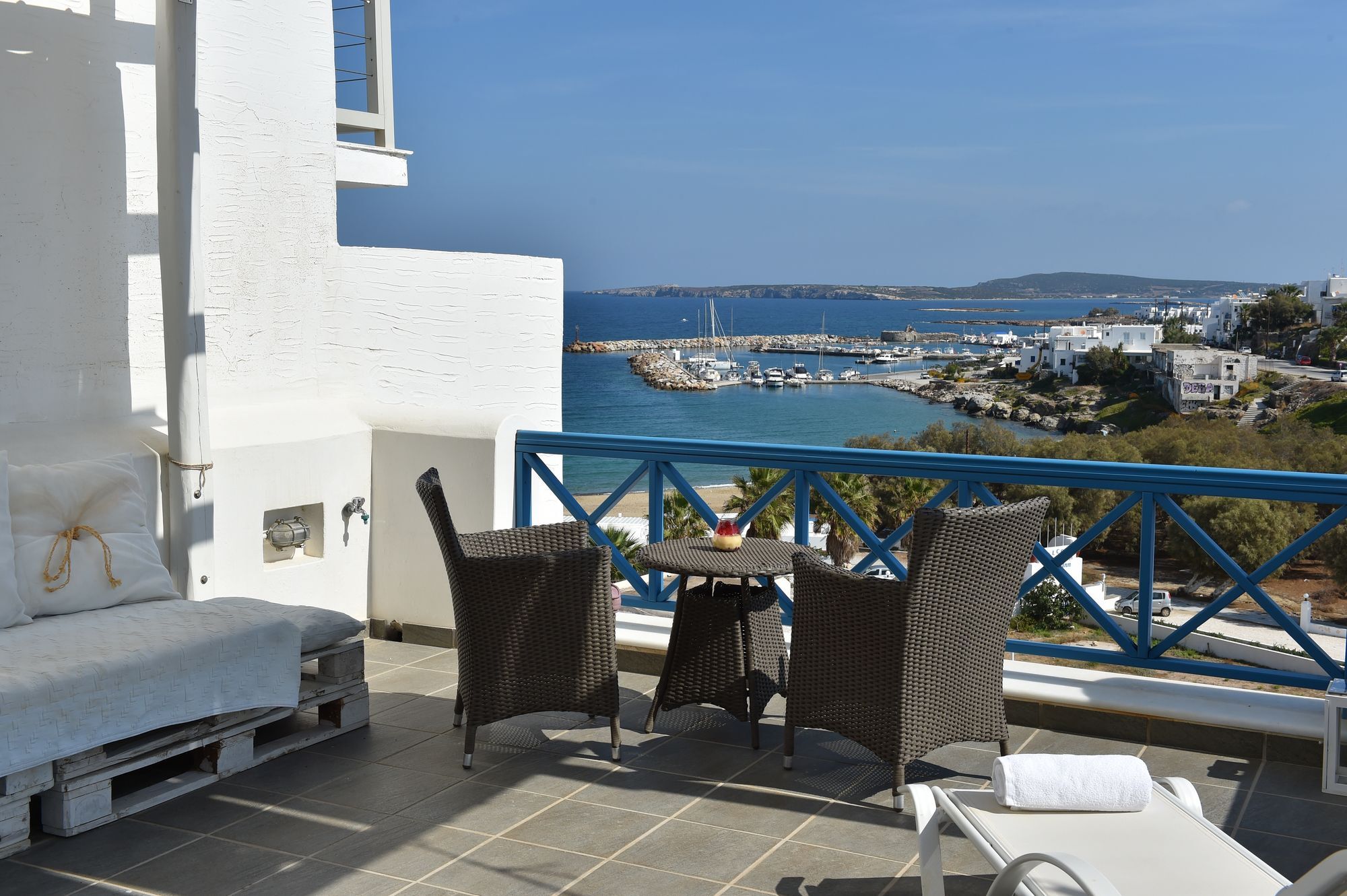Alexandros & Apartment Parikia (Paros)